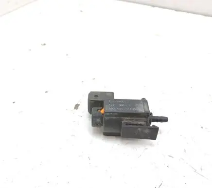 Porsche 911 996 Turbo solenoid valve 99360512300