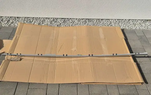 Tesla Model S Foot area side trim 102504200G