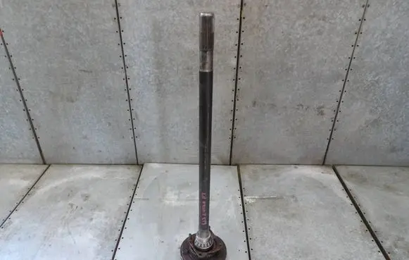 Jeep Grand Cherokee (WJ) Rear driveshaft 
