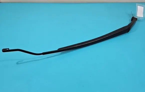 Toyota RAV 4 (XA40) Front wiper blade arm IMPRK1484901