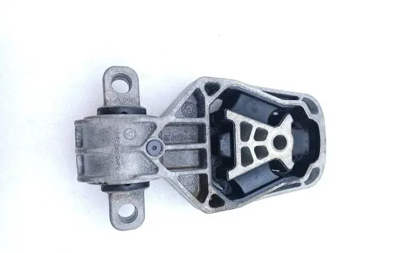 Mercedes-Benz CLA C117 X117 W117 Engine mount bracket A2462401209