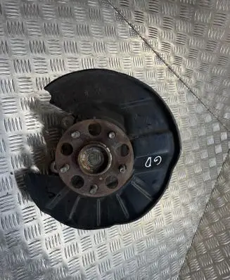 Toyota RAV 4 (XA50) Rear wheel hub V470R