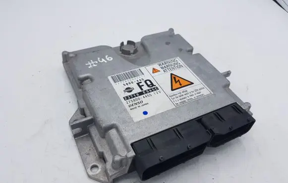 Nissan X-Trail T30 Engine control unit/module ECU 23710ES65C 5800445FQ 2758004455