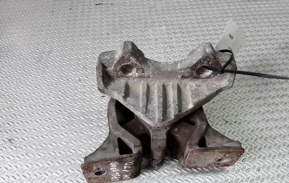 Opel Combo C Engine mount bracket 9227881 9227880
