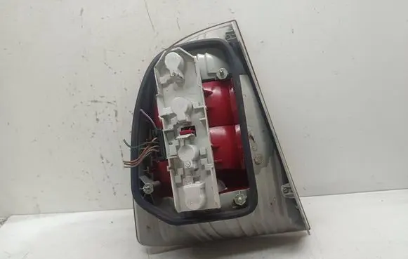 Skoda Superb B5 (3U) Rear/tail lights 3U5945112 1J95945096A 1ECX13A602AB