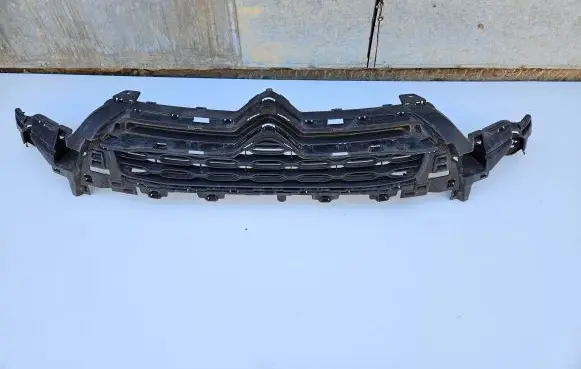 Citroen DS4 Front bumper 9688185377