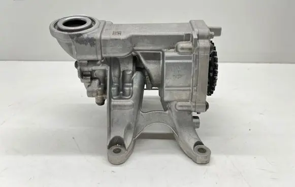 BMW 3 G20 G21 Oil pump 8631810