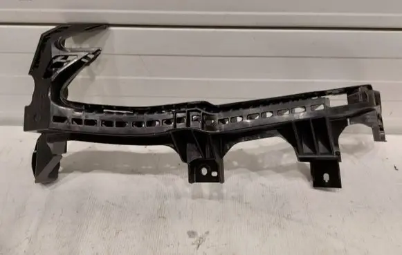 Headlight/headlamp mounting bracket