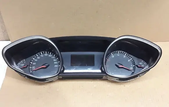 Peugeot 308 Speedometer (instrument cluster) 9807588380