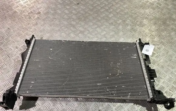 Volvo XC90 Coolant radiator 32224828