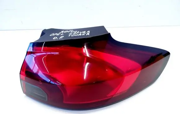 Rear/tail lights