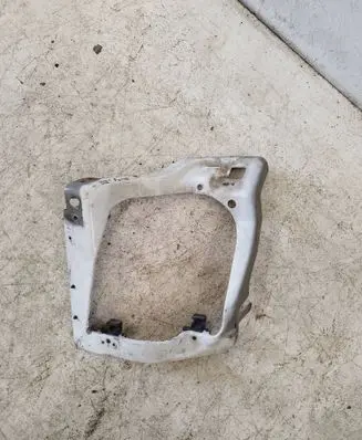 Ford Transit Headlight/headlamp mounting bracket 