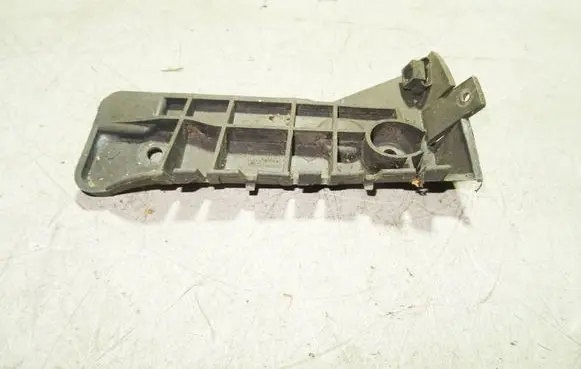 Audi A4 S4 B6 8E 8H Front bumper mounting bracket 8E0807284A