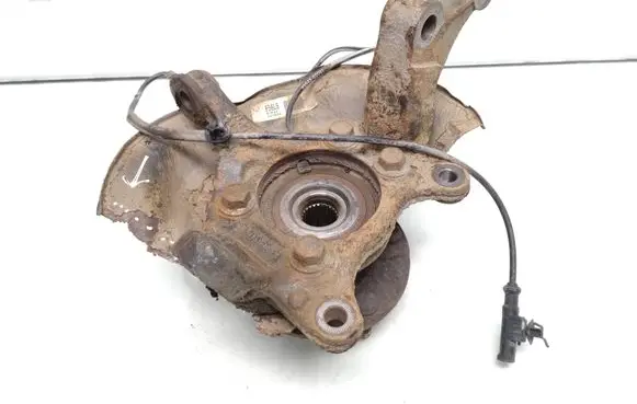 Toyota Auris E180 Front wheel hub spindle knuckle 8954302061 131022