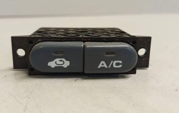 Honda HR-V Air conditioning (A/C) switch 0559K