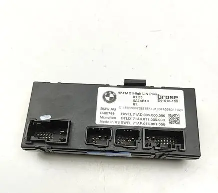 BMW X5 G05 Tailgate/trunk control unit/module 5A74B10