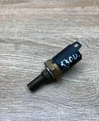 BMW 5 E39 Coolant temperature sensor 1703993