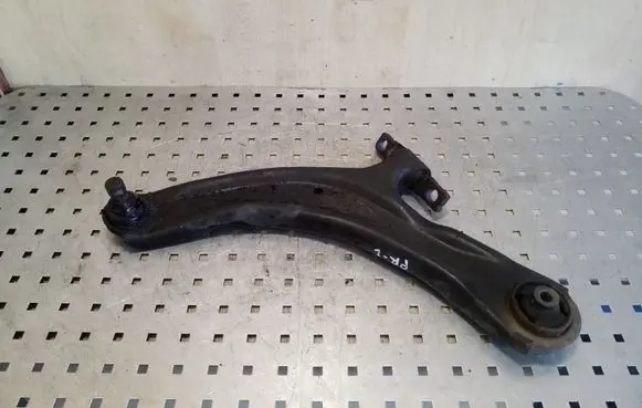 Nissan Qashqai Front lower control arm/wishbone
