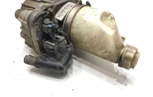 Opel Zafira B Power steering pump 7625062115