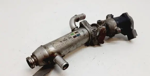 Land Rover Discovery 3 - LR3 EGR valve cooler 4R8Q9Y493AJ
