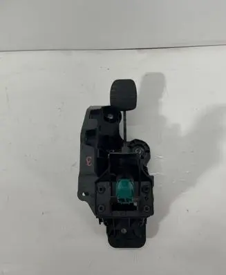 Renault Trafic III (X82) Brake pedal 465016415R