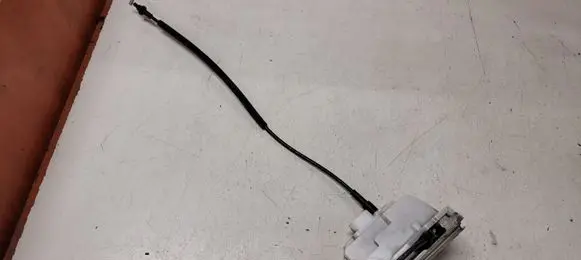Citroen C3 Front door lock 46983280