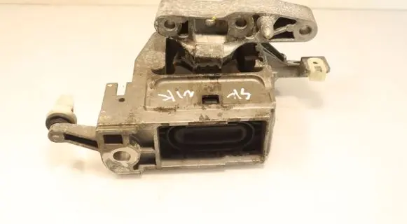 BMW X1 F48 F49 Engine mounting bracket