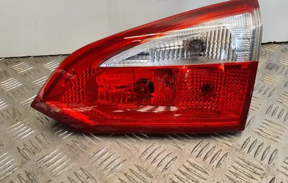 Ford Focus Tailgate rear/tail lights BM5113A602BC