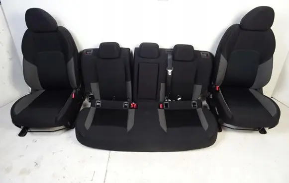 Nissan Qashqai Seat set 