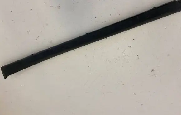 Porsche Cayenne (9Y0 9Y3) Side skirt rear trim 7P5853539
