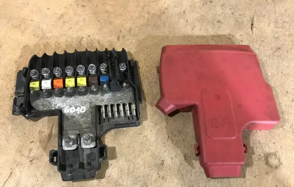 Citroen C4 Grand Picasso Fuse module 9662914480 9661756380