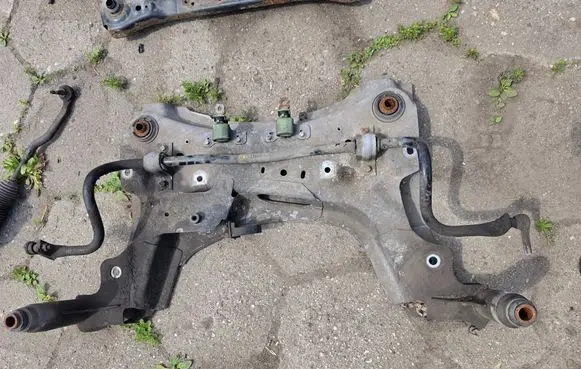 Renault Megane III Front subframe WOZEKMEGANE3DCI