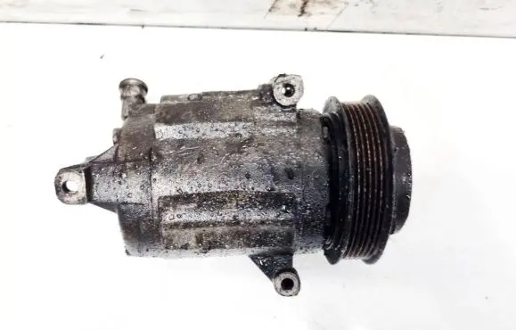 Opel Insignia A Air conditioning (A/C) compressor (pump) 687997689 13314480