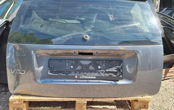 Volvo V50 Rear windscreen/windshield window 