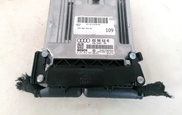 Audi A6 S6 C6 4F Engine control unit/module 0281012557 03g906016hs