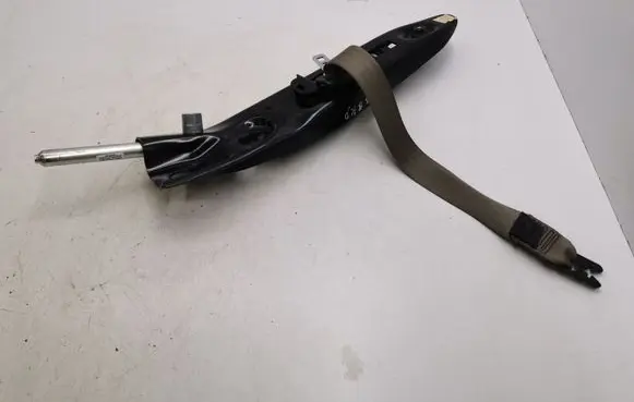 Volvo XC90 Front seatbelt 3999973