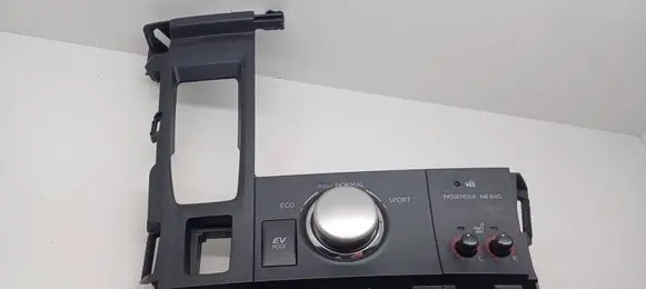 Lexus CT 200H Central console control unit 453499