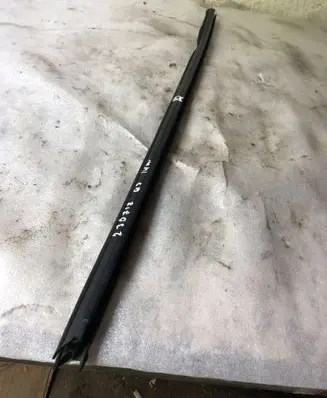 Audi Q3 8U Rubber seal front door window/glass 8u0837479