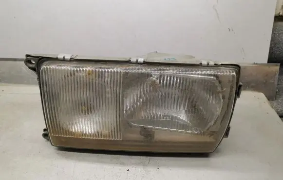 Mercedes-Benz W123 Headlight/headlamp 127103