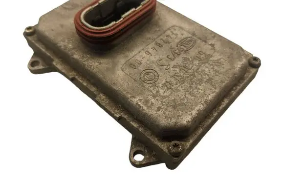Mercedes-Benz CLS C219 Headlight ballast module Xenon 5DF008704 A0038205826