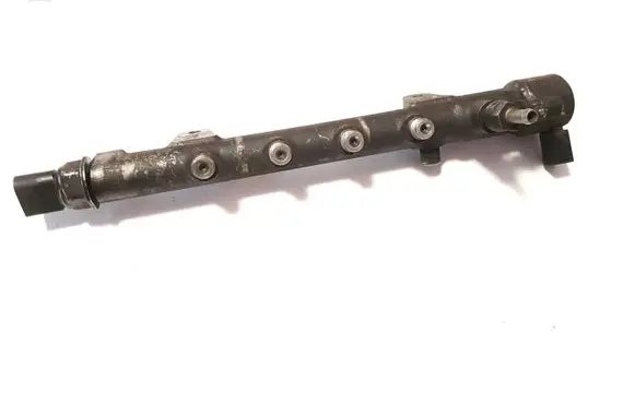 Mercedes-Benz CLS C218 X218 Fuel main line pipe A6510700595 301201846463