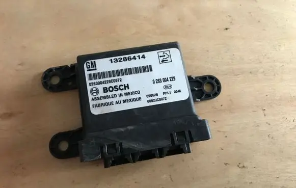 Opel Insignia A Parking PDC control unit/module 13286414