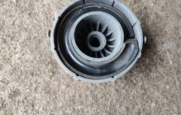 Porsche Panamera (970) Rear coil spring rubber mount 97033343131 198511815 004970000625