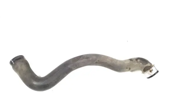 Mercedes-Benz C W203 Engine coolant pipe/hose A2035010682