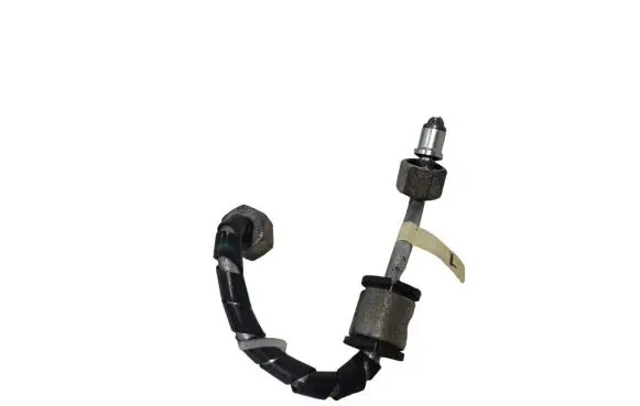 Jaguar XF X250 Fuel injector supply line/pipe 