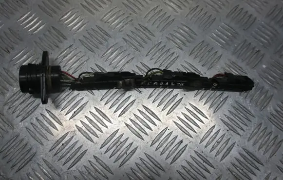 Volkswagen Fox Fuel injector wires 045971803