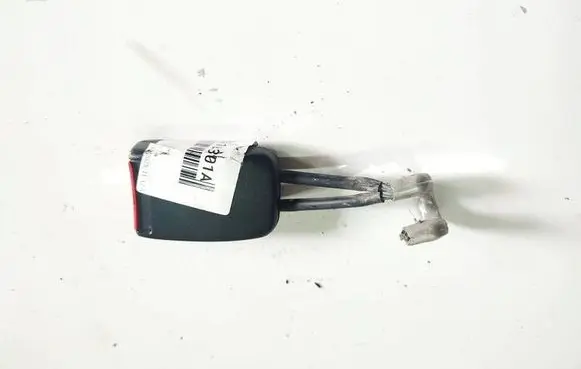 Audi A6 S6 C4 4A Middle seatbelt buckle (rear) 800657740