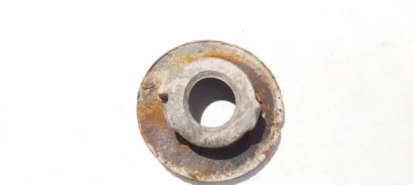 Volkswagen Touran I Front coil spring rubber mount 1k0512297c