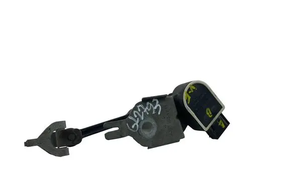 Mercedes-Benz C W205 Air suspension front height level sensor A2229050503