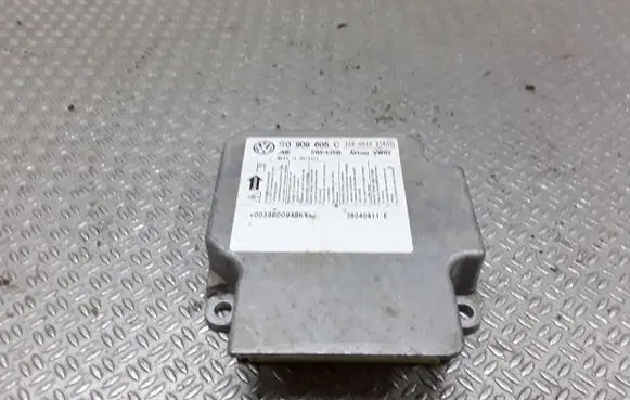 Volkswagen Touran I Airbag control unit/module 1T0909605C